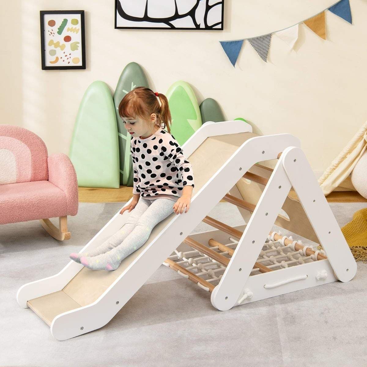Kiipeilylelu taaperoille – 4-in-1 kolmio rampilla