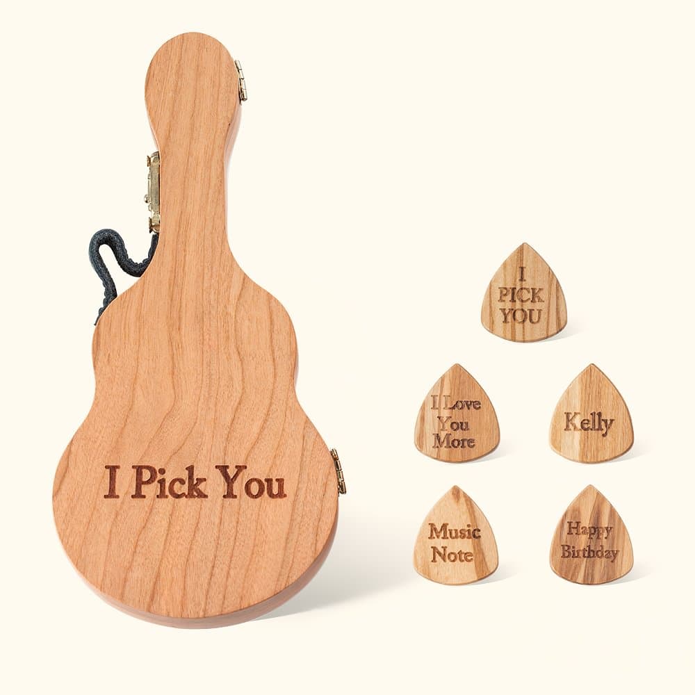 Henkilökohtainen kaiverrus Cherry Wood Guitar Pick Storage Case 1-5 poimii syntymäpäivälahja kitaristi muusikko muusikko