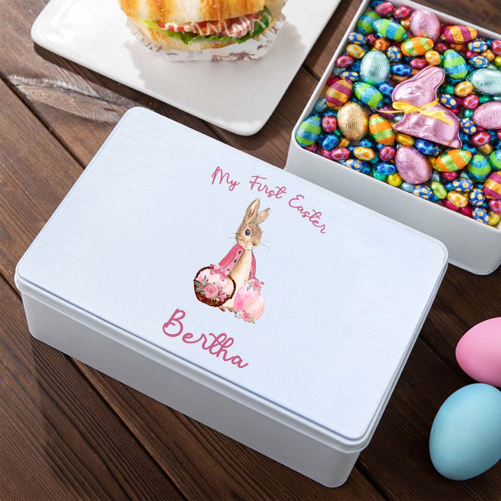 Henkilökohtainen vaaleanpunainen sininen Peter Rabbit Pattern Food Grade Metal Biscuit Tin Box nimi ja teksti pääsiäinen syntymäpäivälahja