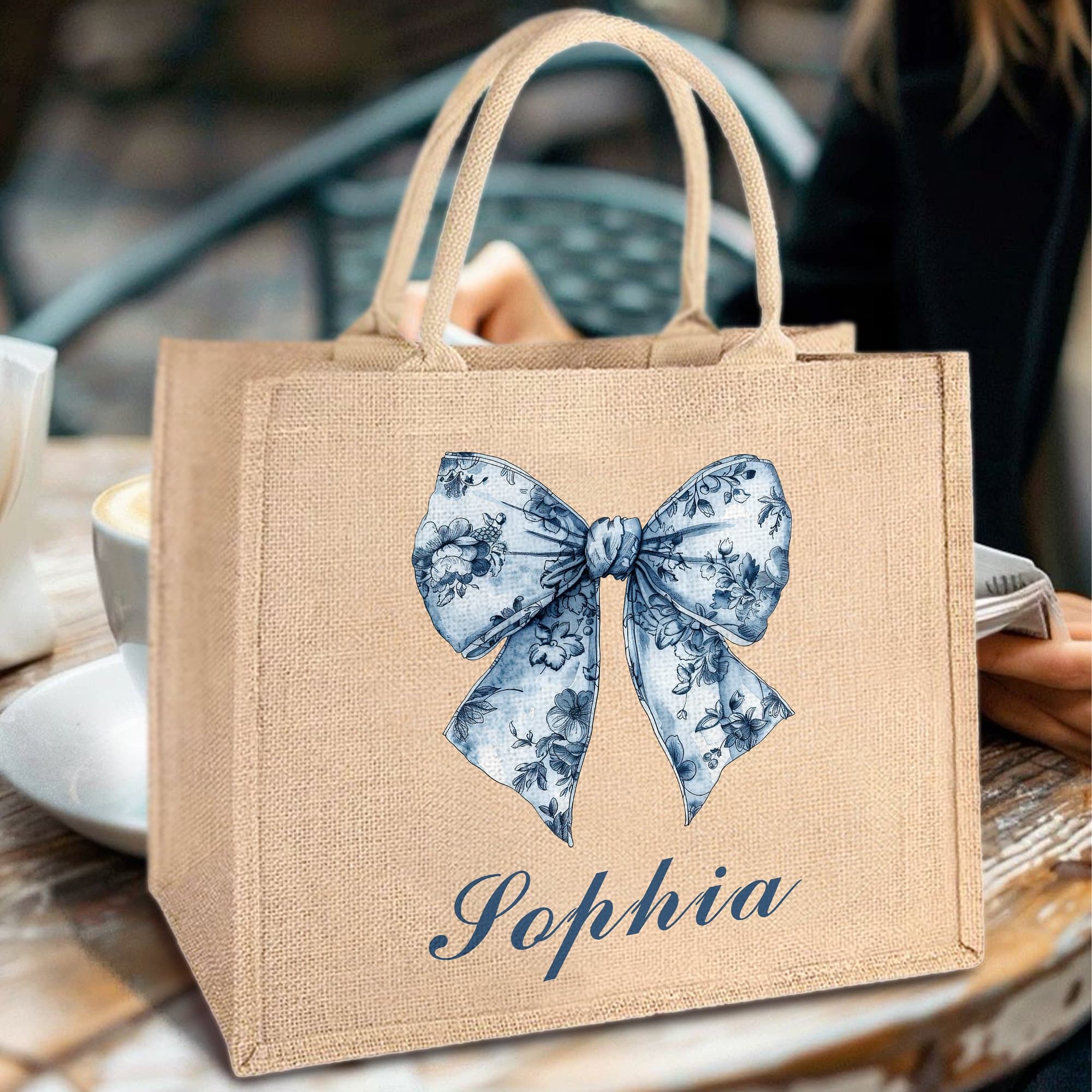 Henkilökohtainen Toile De Jouy Ranskan Retro Blue Bow Suuri Juutti Kangaskassi nimi Travel Essential Beach Syntymäpäivä lahja naisille