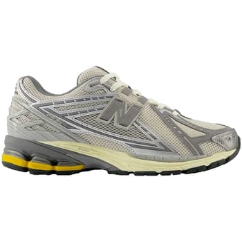Kengät New Balance  Chaussures de running  1906R daim  42 1/2