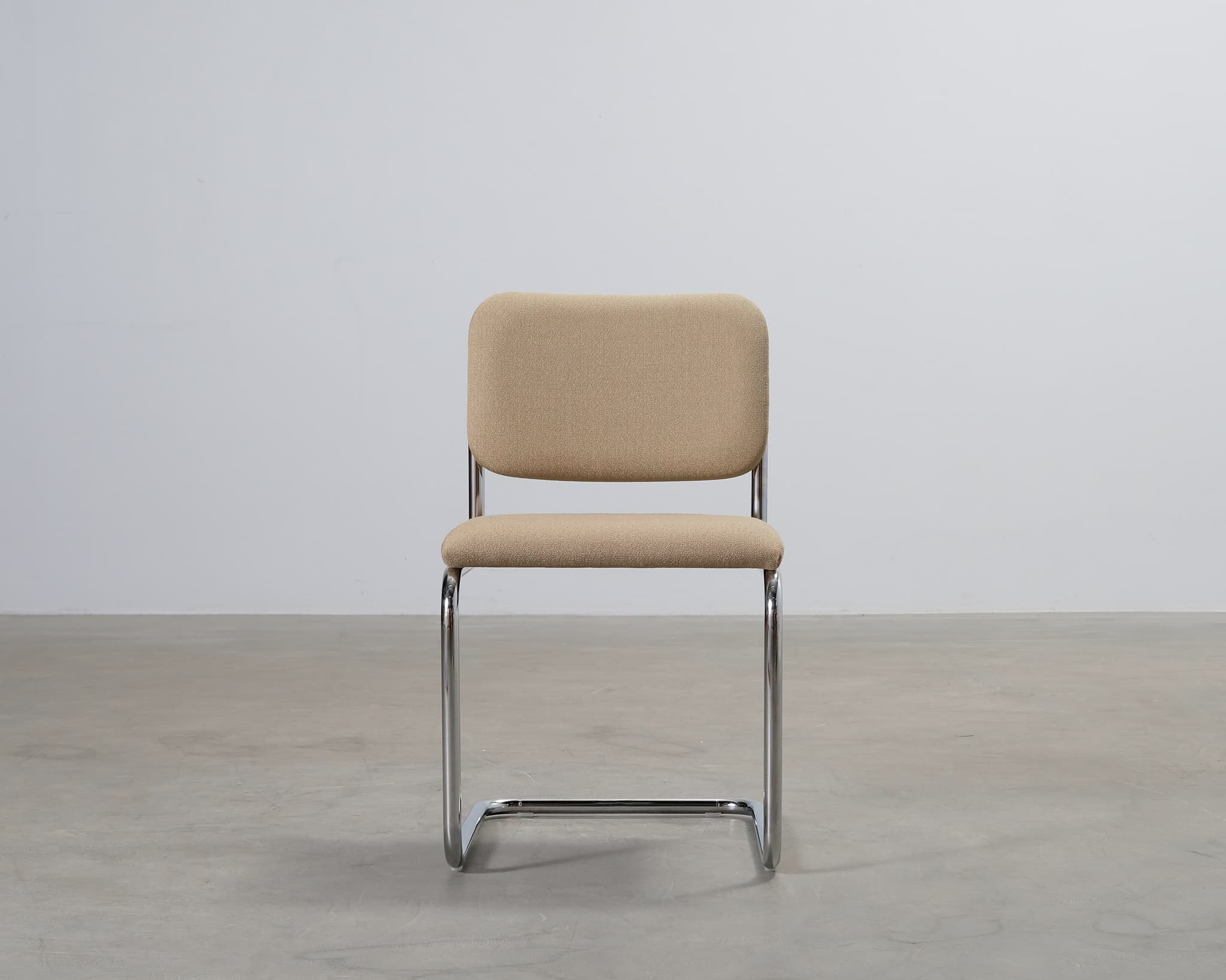 Knoll Cesca tuoli beige view 2