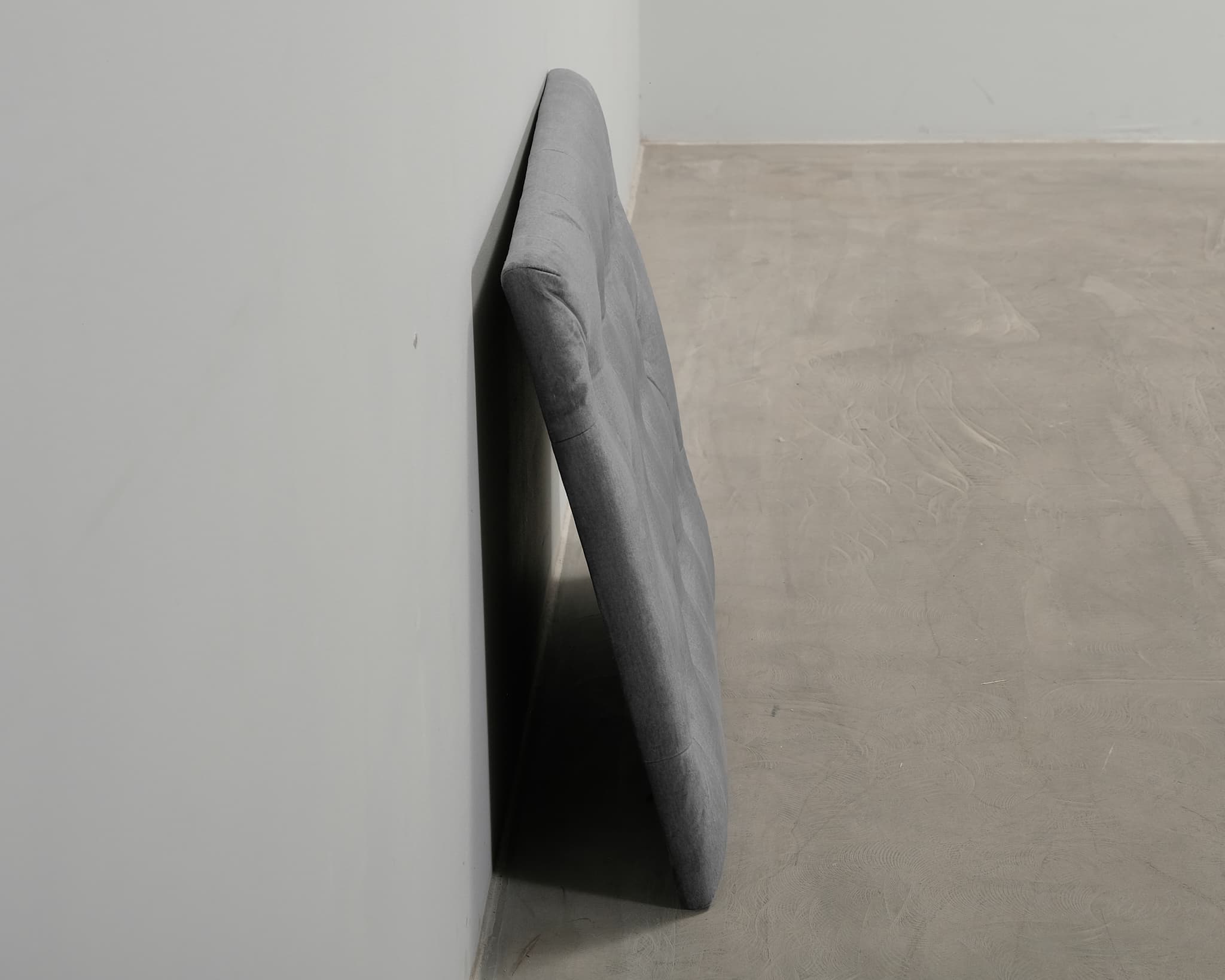 Wall sängynpääty 91 x 61 cm harmaa view 2