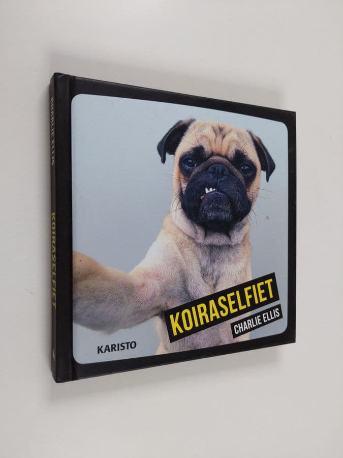 Charlie Ellis : Koiraselfiet