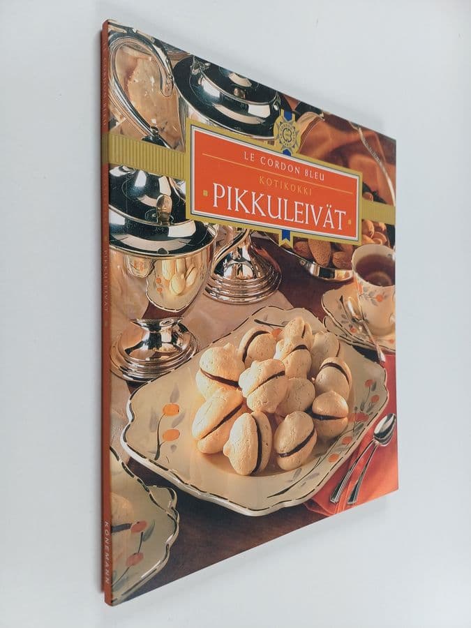 Kay Halsey : Pikkuleivät
