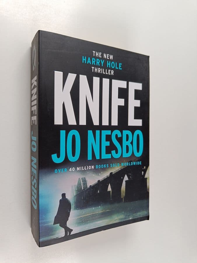 Jo Nesbo : Knife