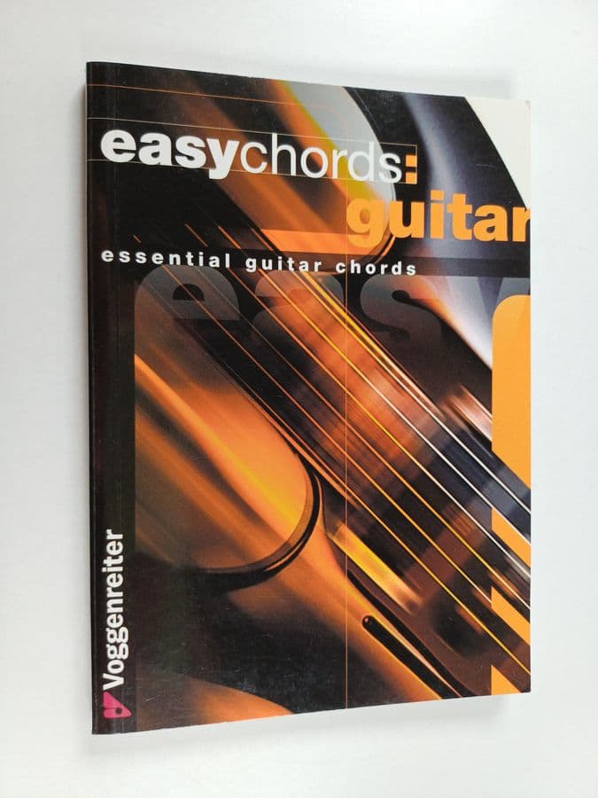 Jeromy Bessler ym. : Easy Chords: Guitar : Essential Guitar Chords