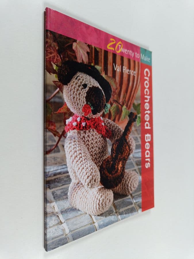 Val Pierce : Crocheted bears - Twento to make crocheted bears - 20 to make