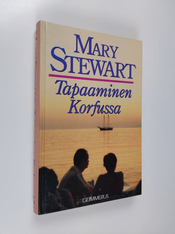 Mary Stewart : Tapaaminen Korfussa : jännitysromaani