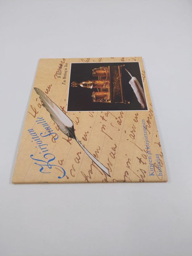 L. A. Aksjonova : Kirjoitan sinulle : kirjeen kirjoittamisen historiaa = Â Vam pišu = I'm writing to you
