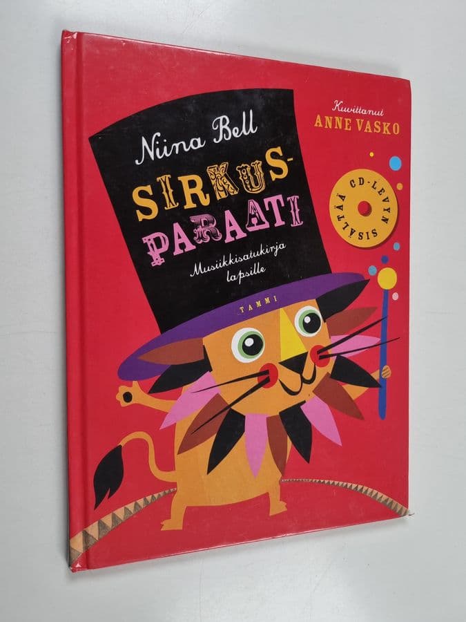 Niina Bell : Sirkusparaati : musiikkisatukirja lapsille