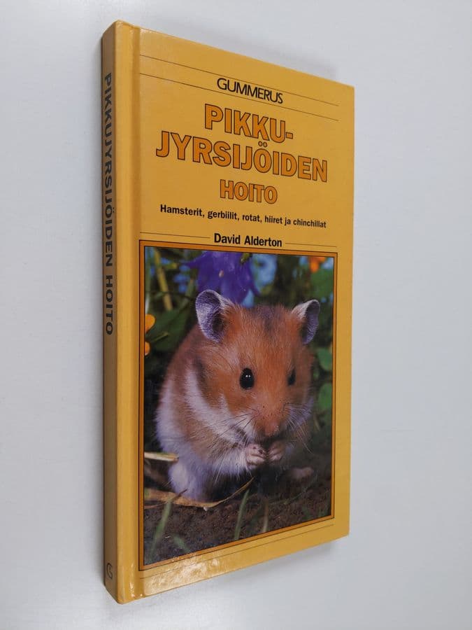 Tuula Syvänperä ym. : Pikkujyrsijöiden hoito : hamsterit, gerbiilit, rotat, hiiret ja chinchillat