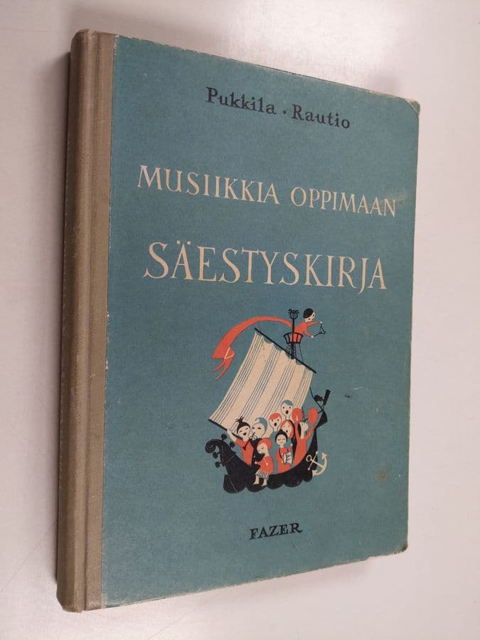 Matti Rautio ym. : Musiikkia oppimaan : säestyskirja