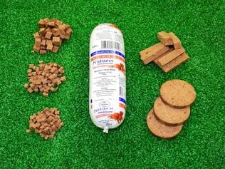 Naturis Fresh Meat Kana täydennysrehu koirille ja kissoille 650g